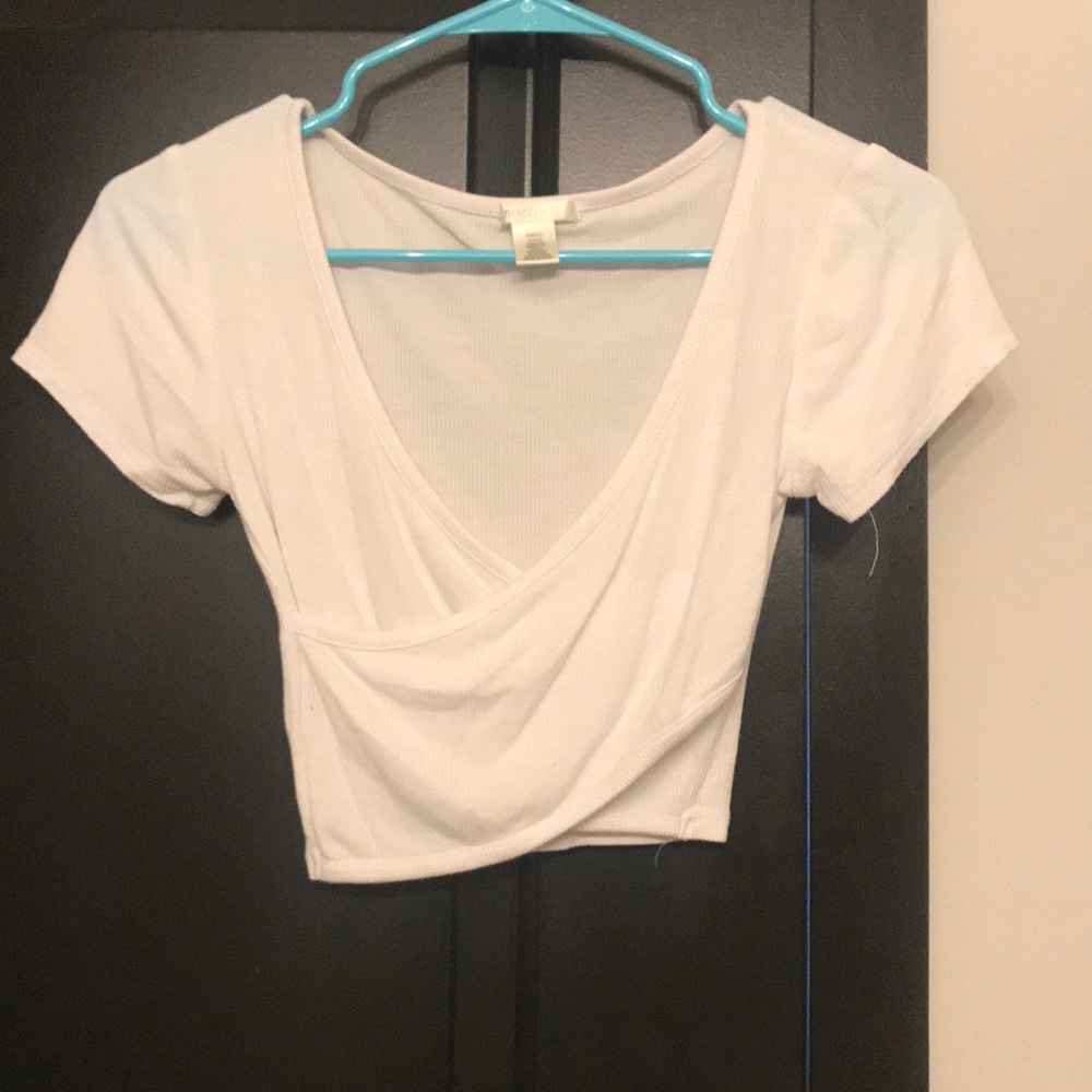 White crop top